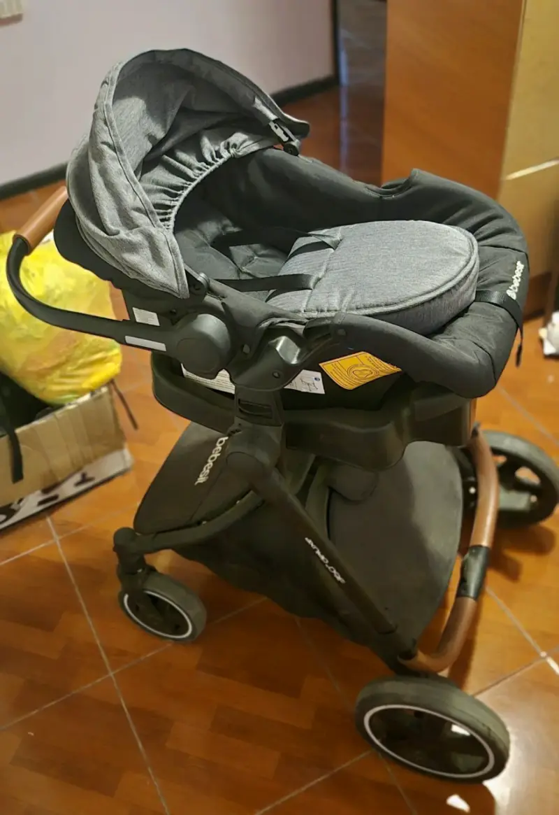 Coche de bebé 360° Bebesit negro - 2