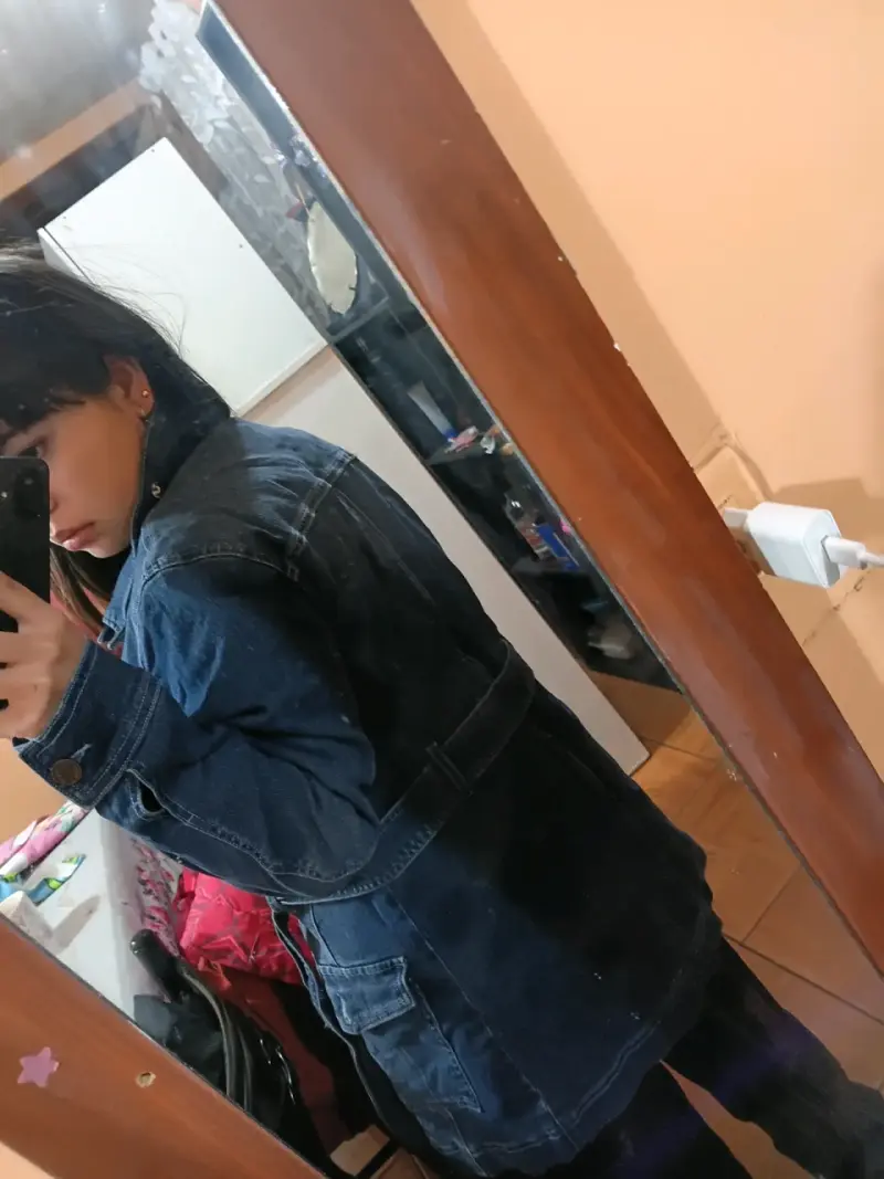 Chaqueta de mezclilla azul para mujer - 2