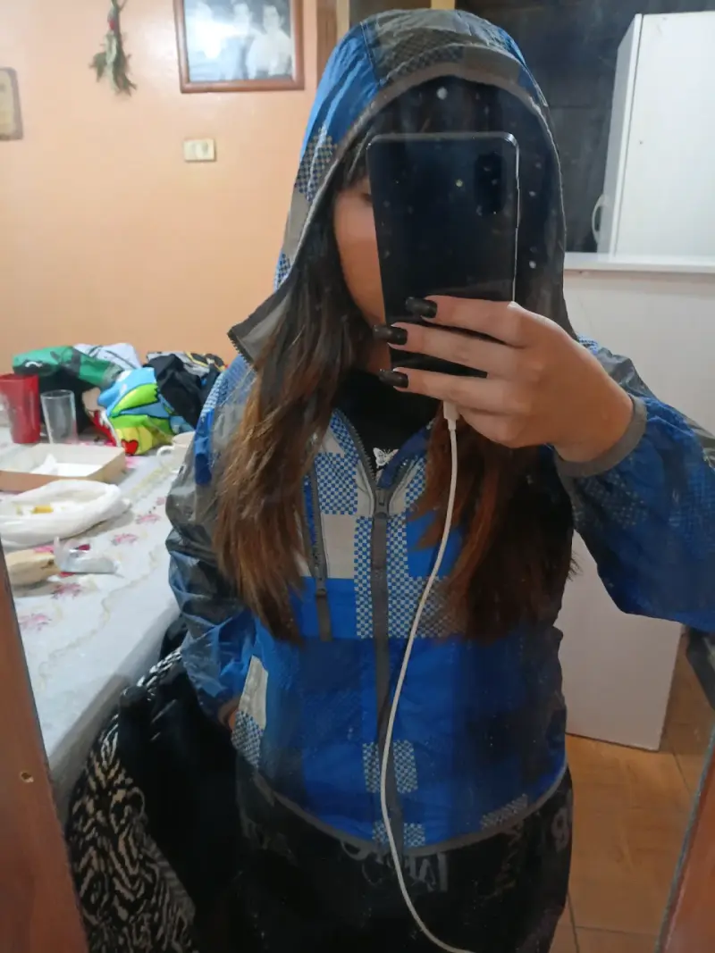 Chaqueta azul con diseño camuflado para mujer - 3