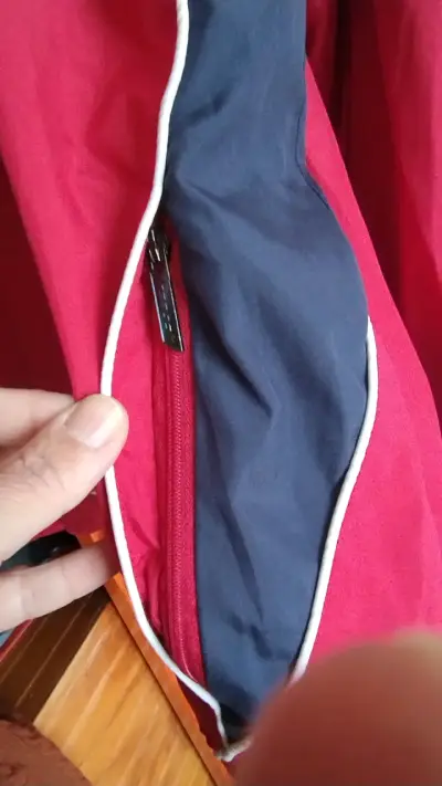 Chaqueta deportiva Reebok roja para mujer - miniatura 2