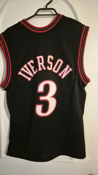 Camiseta NBA Sixers Allen Iverson negra - miniatura 2