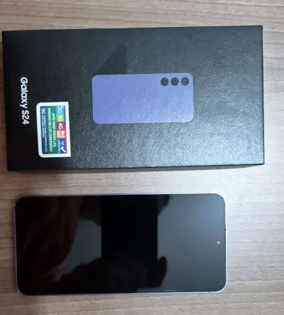 Samsung Galaxy S24 5G color violeta - miniatura 2