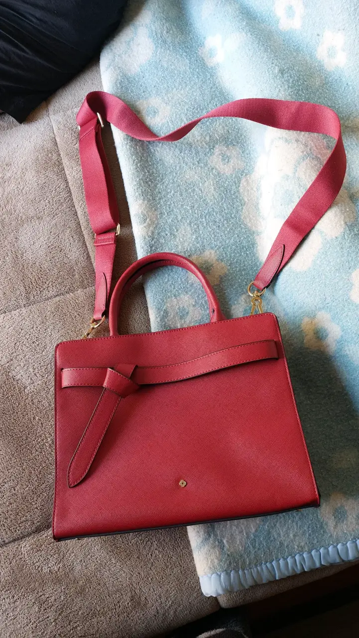 Cartera de mano roja - 4