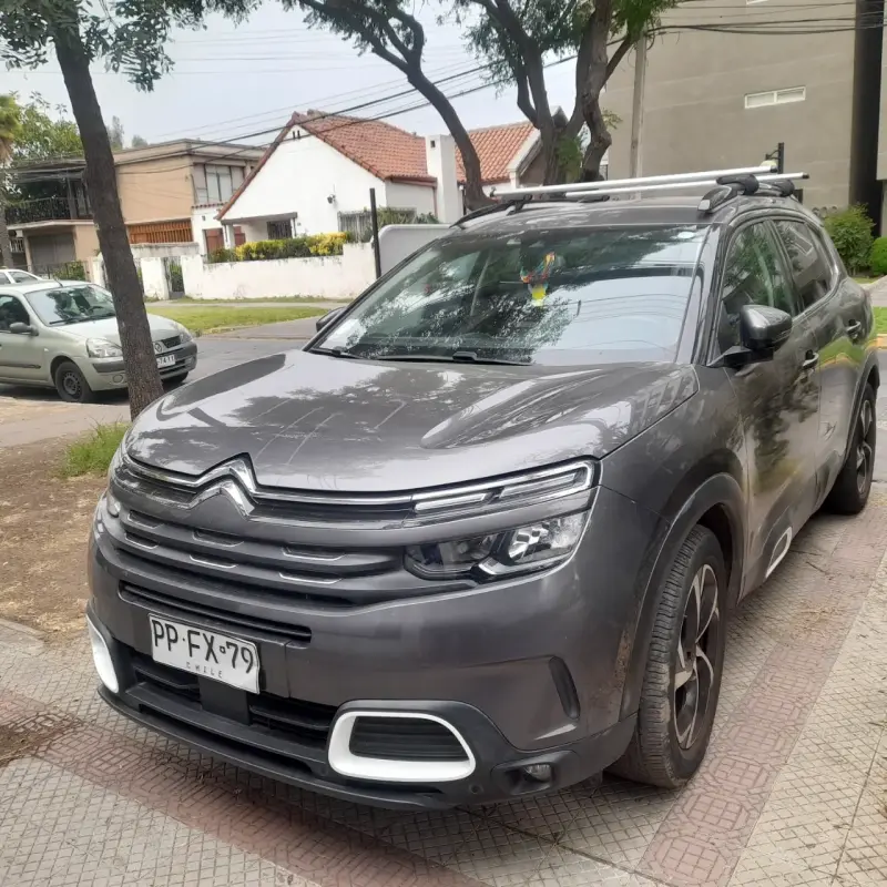 SUV Citroën C5 Aircross gris en buen estado - 6