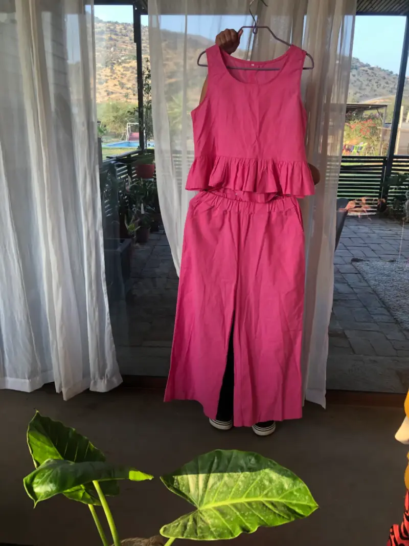 Enterito rosa sin mangas con botones - 2