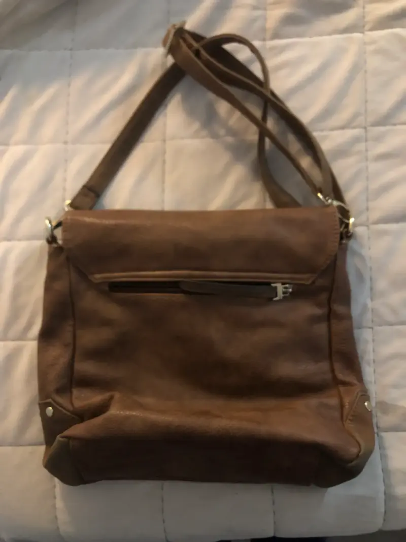 Bolso bandolera de cuero marrón