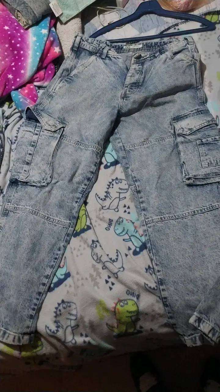 Jeans cargo de mezclilla azul claro - 2