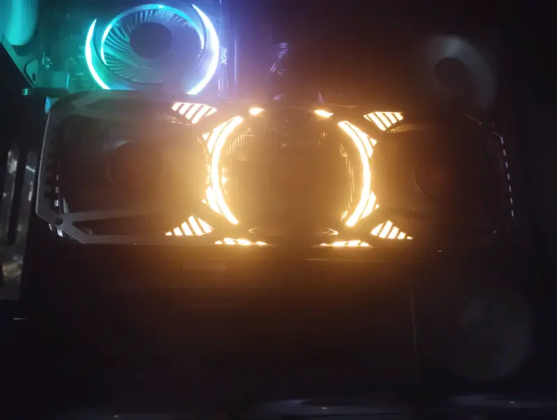 Tarjeta gráfica gama alta RTX 3080 TI xlr8 - 3