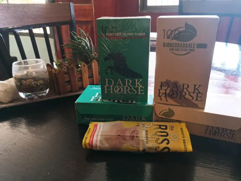 Set de tubos y accesorios para cigarrillos - 2
