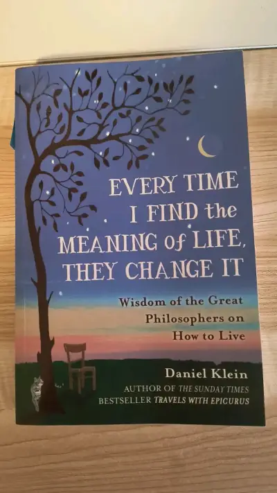 Libro 'Every Time I Find the Meaning of Life' - miniatura 1
