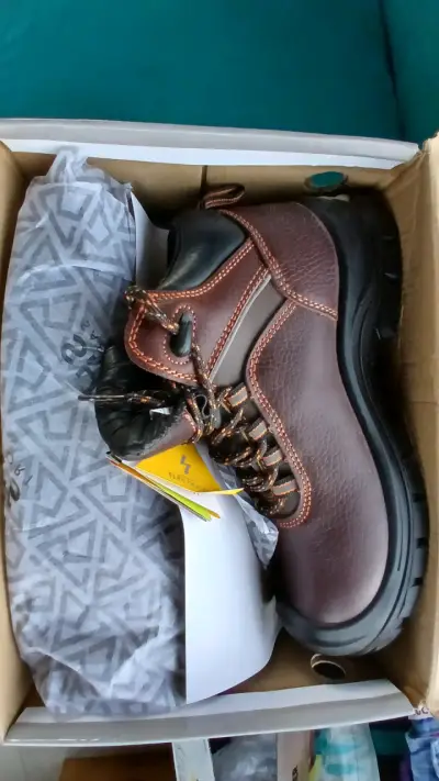 Zapatos de seguridad marrones con punta de acero - miniatura 1