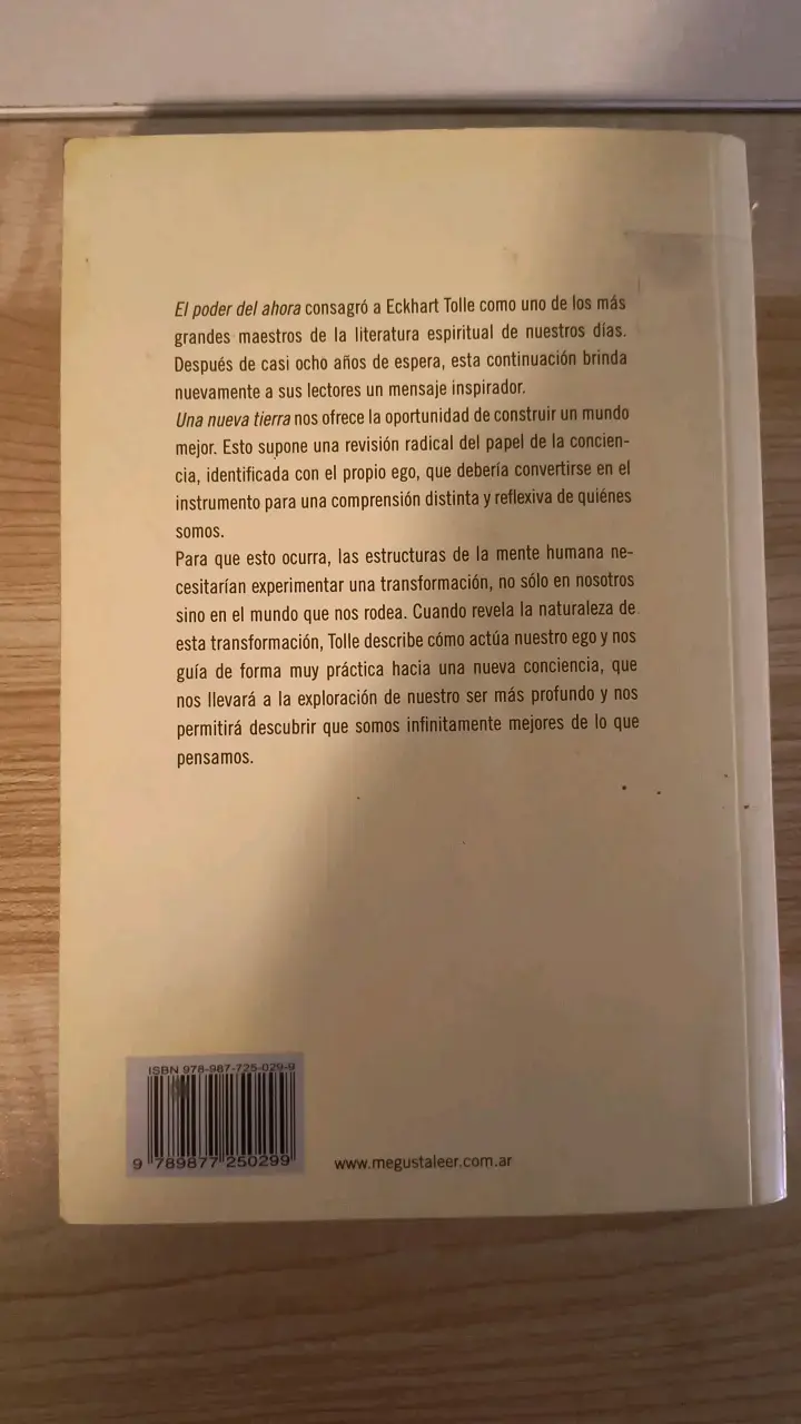 Libro 'Una Nueva Tierra' de Eckhart Tolle - 2