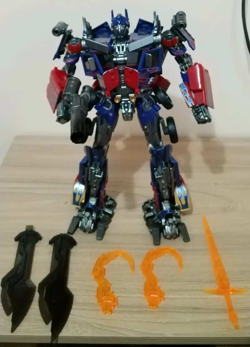 Figura Optimus Prime masterpiece - 3