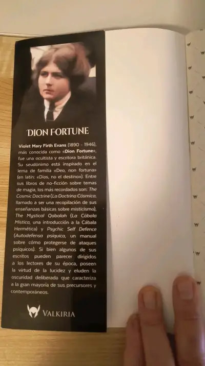 Libro Autodefensa Psíquica de Dion Fortune - miniatura 3