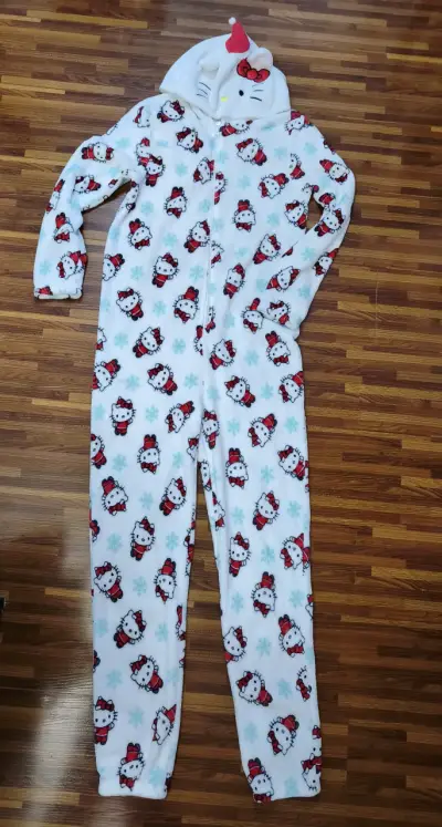 Pijama enterizo de oso con capucha - miniatura 4