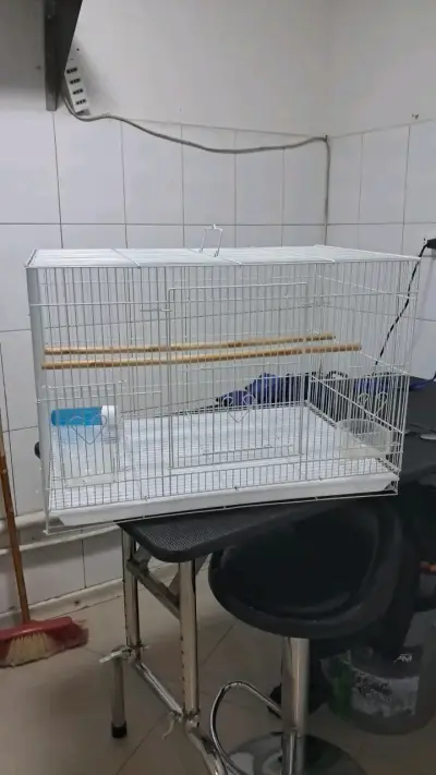 Jaula grande para aves blanca - miniatura 1