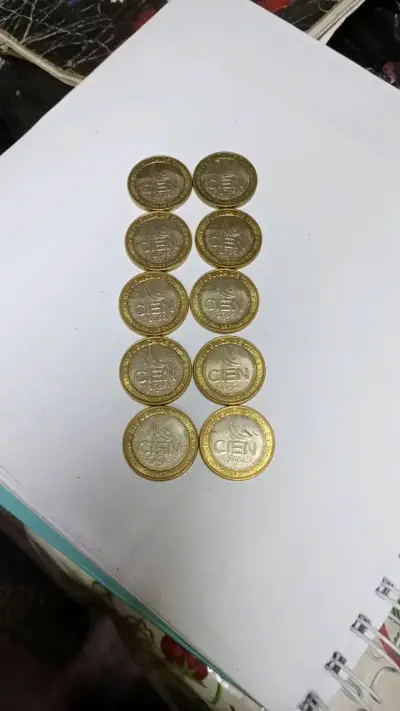 Colección de monedas de 100 pesos chilenas - miniatura 1