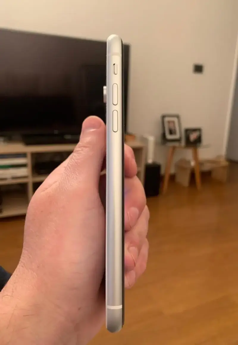iPhone XR en caja original - 5