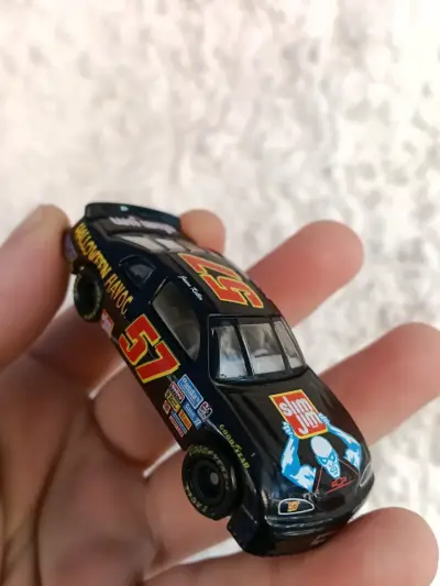 Auto de juguete NASCAR Halloween Havoc - miniatura 1
