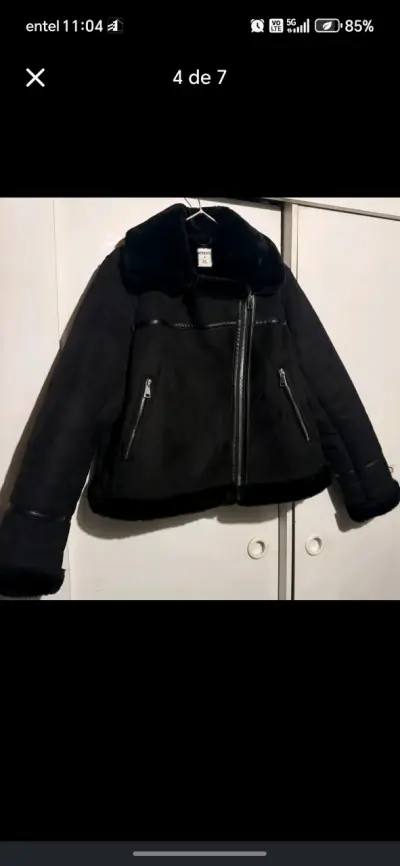 Chaqueta de invierno negra con forro de piel sintética - miniatura 3