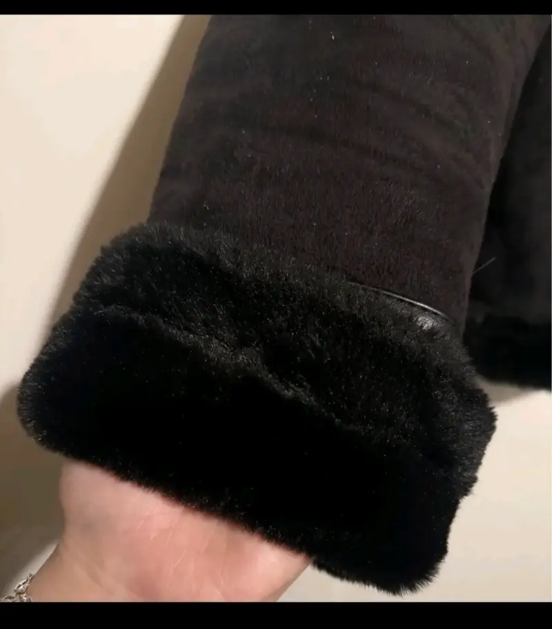 Chaqueta de invierno negra con forro de piel sintética - 5