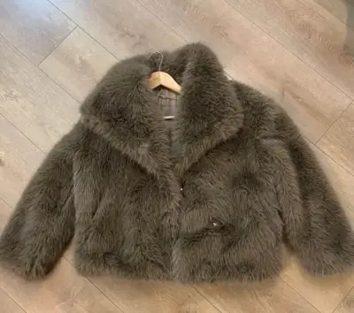 Chaqueta de piel marrón - miniatura 2