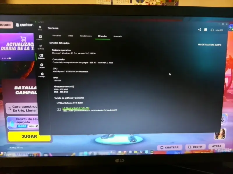 PC Gamer con monitor y accesorios - 3