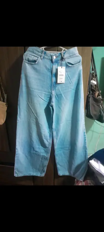 Jeans anchos celestes para mujer - miniatura 1