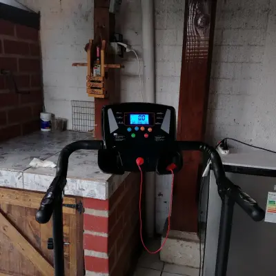 Caminadora eléctrica con pantalla digital - miniatura 2
