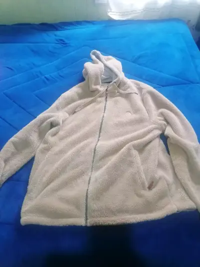 Chaqueta polar beige con capucha - miniatura 1