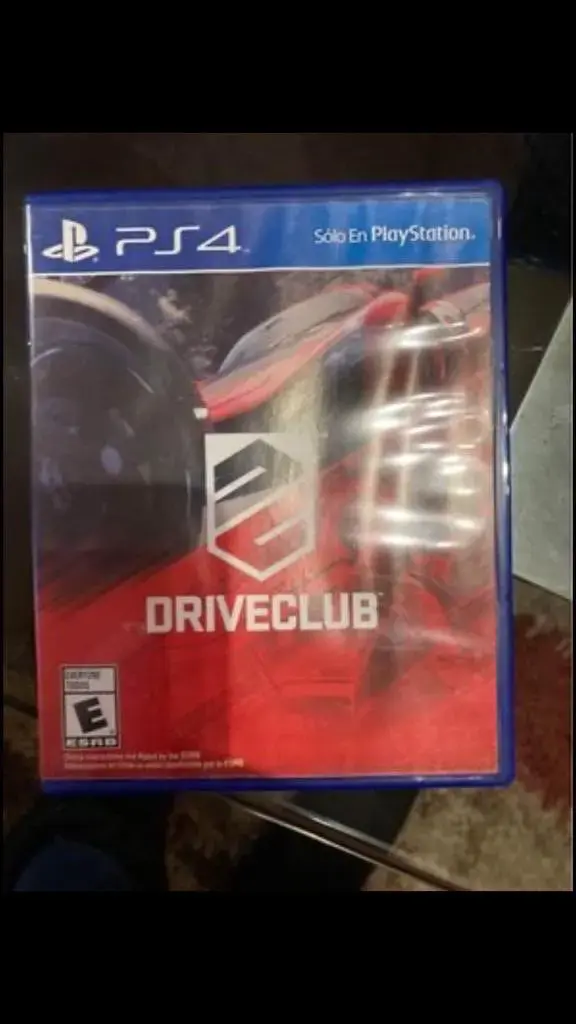 Consola PlayStation 4 usada en buen estado - 2