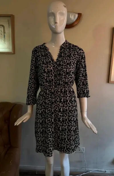 Vestidos, chaquetas de Cuero, Faldas - miniatura 4