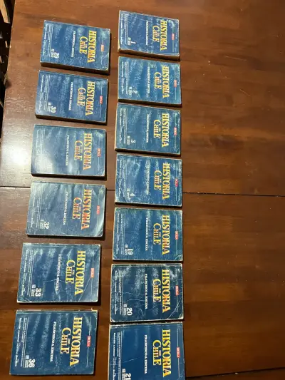 Colección de 13 libros Historia de Chile - miniatura 1