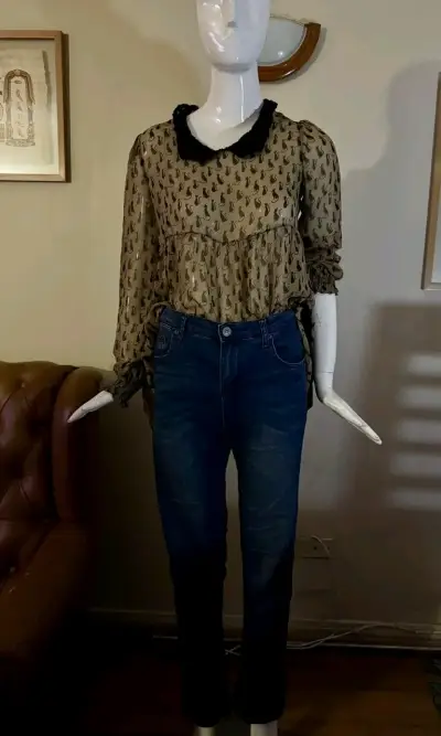 Blusas, pantalón, parka, cortaviento - miniatura 1