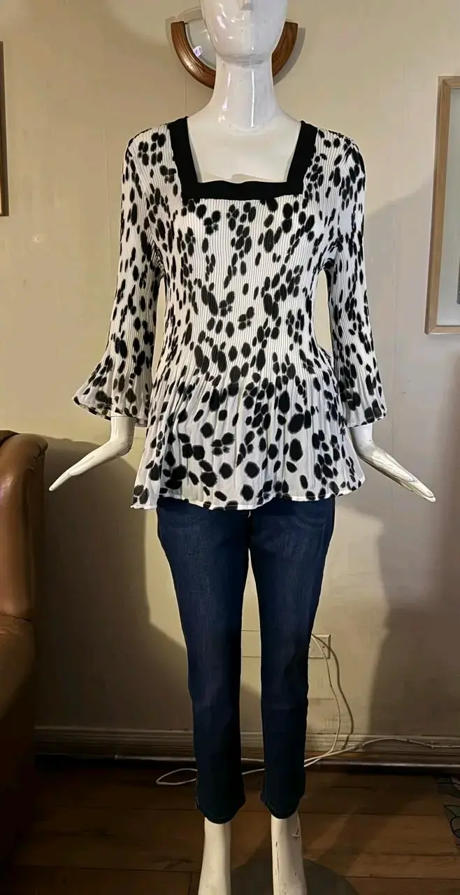 Blusas, pantalón, parka, cortaviento - 4