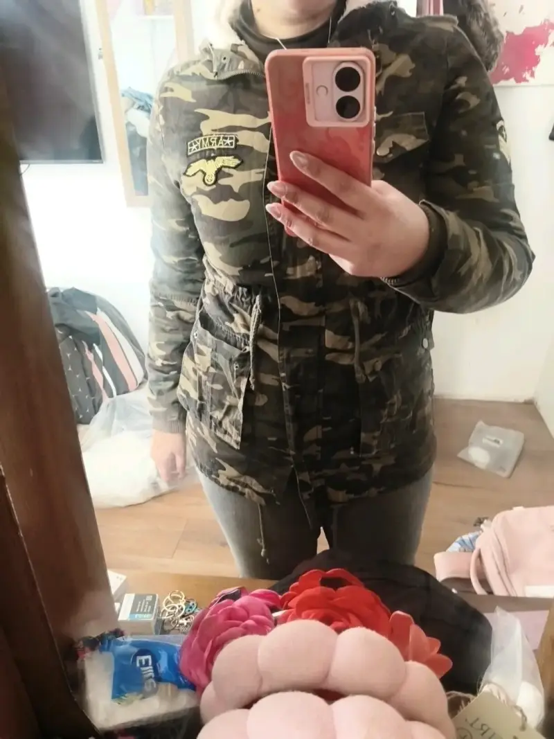 Parka camuflada con capucha de piel sintética - 2