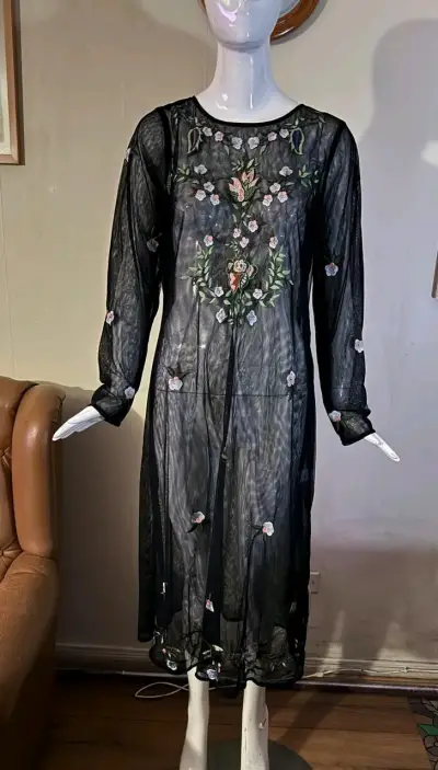 Chaqueta y vestidos - miniatura 6