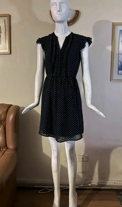 Vestidos Zara , H&M - miniatura 4
