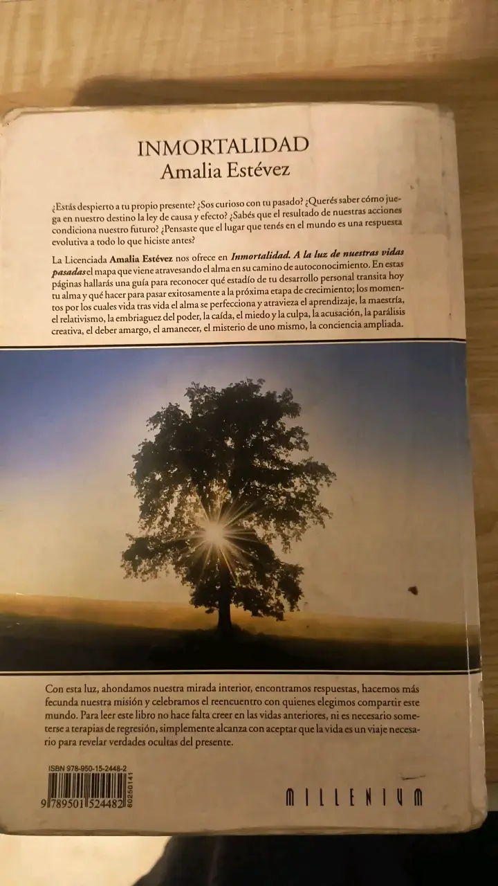 Libro 'Inmortalidad' de Amalia Estévez - 2