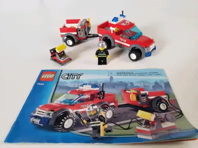 Set LEGO City Camion de Bomberos de Carretera 7942 - miniatura 1