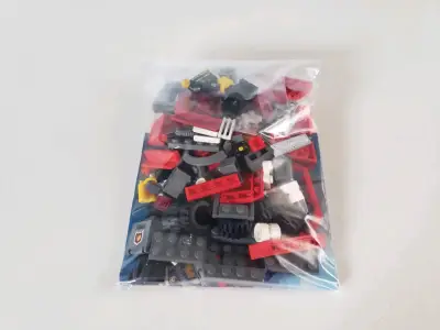 Set LEGO City Camion de Bomberos de Carretera 7942 - miniatura 4