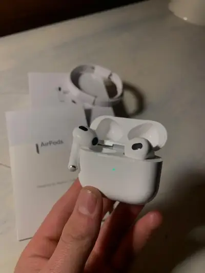 AirPods 3 - miniatura 1