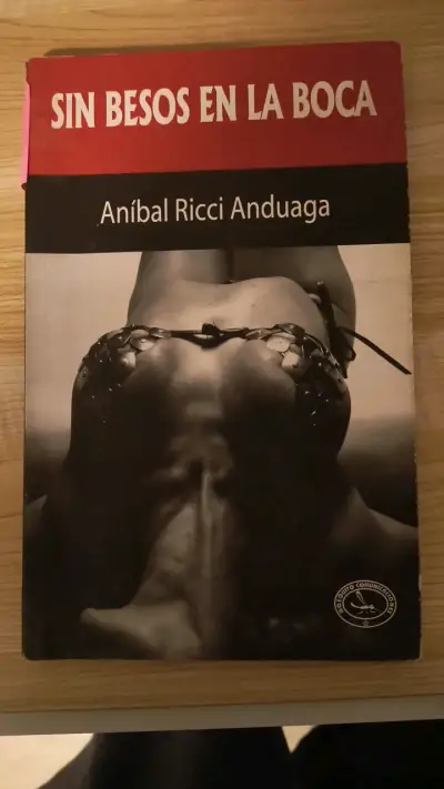 Libro 'Sin Besos en la Boca' de Aníbal Ricci - miniatura 1