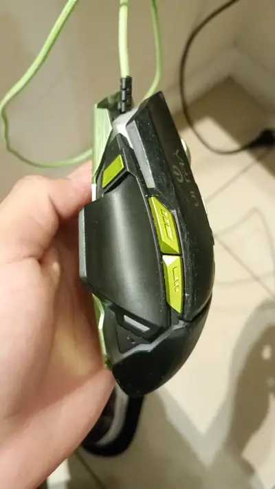 Mouse gamer Ultra Thunder con cable - miniatura 5