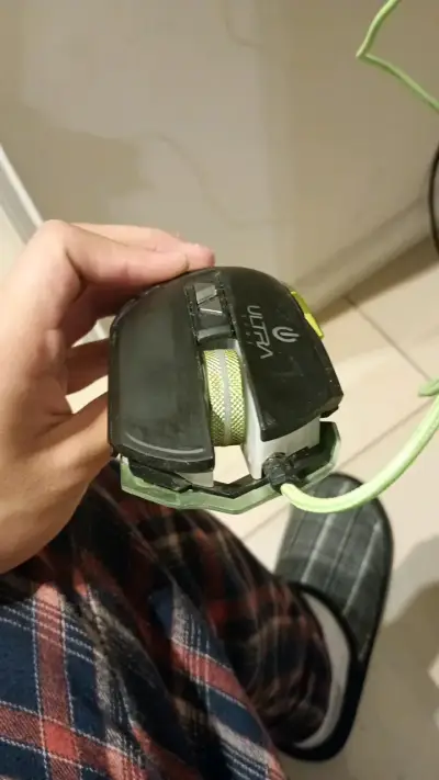 Mouse gamer Ultra Thunder con cable - miniatura 6
