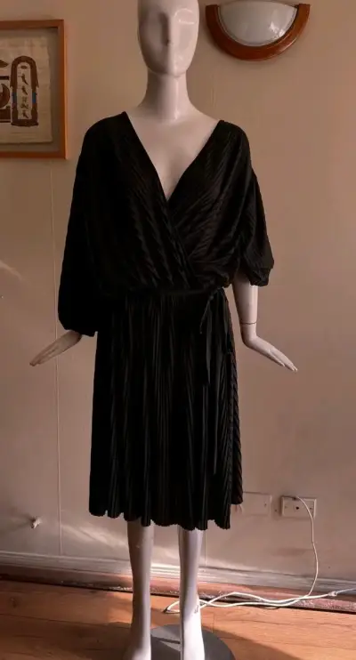 Vestidos, pantalones, polera - miniatura 5