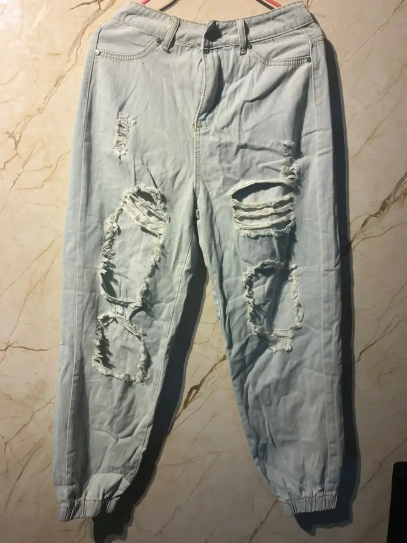 Jeans celestes desgastados para mujer - 5