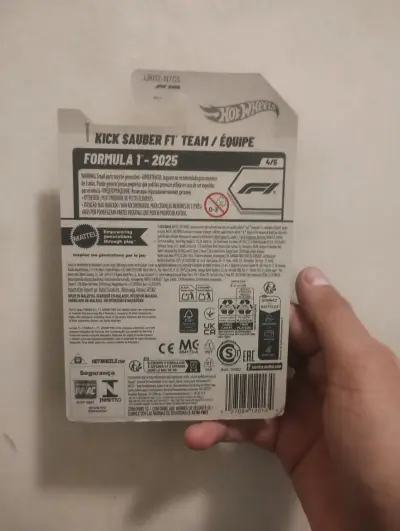 Hot Wheels Formula 1 Kick Sauber - miniatura 2
