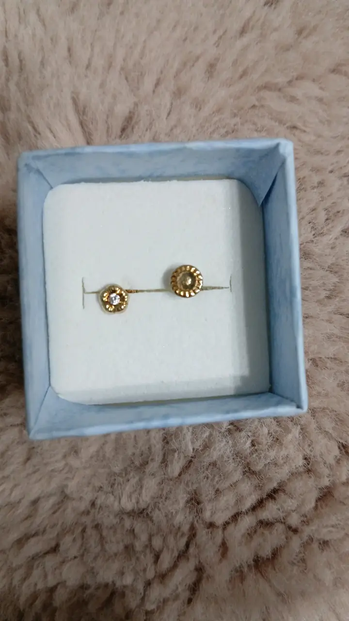 Aros de oro  con circonitas brillantes - 3