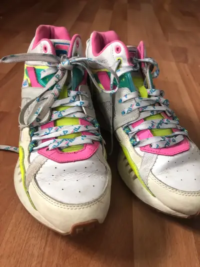 Zapatillas fila retro - miniatura 1